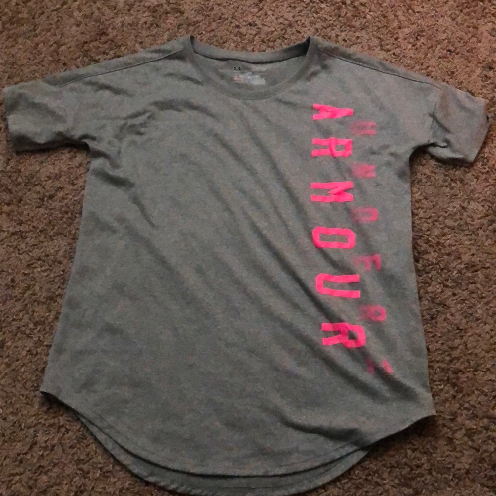 Under armor workout shirt